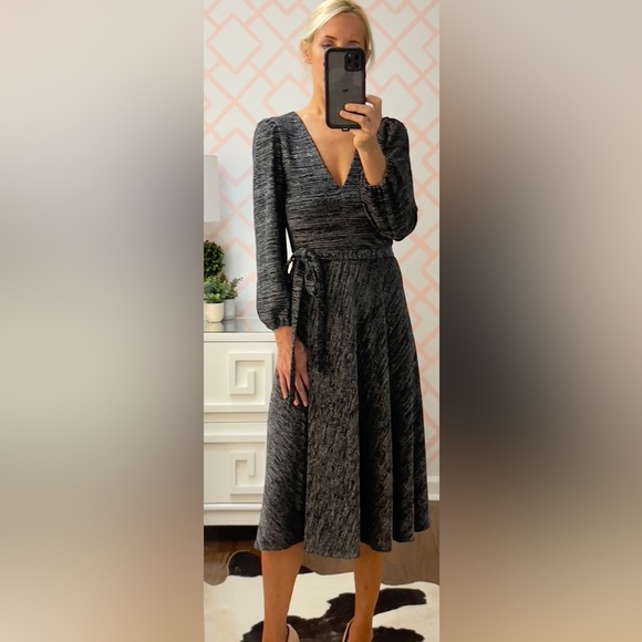 Alice & Olivia, NWOT, size 4, black/grey faux wrap dress - Picture 1 of 10
